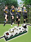 Volltreffer: Pfiffige Fußball- statt langweiliger Steckdosenleiste. (Quelle: epr, Fotos: Brennenstuhl)