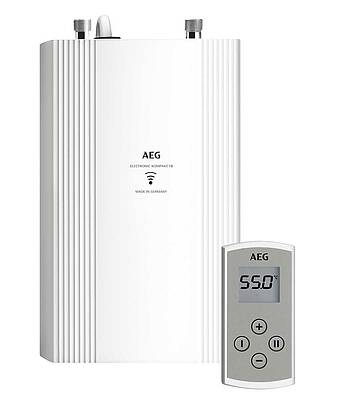 Der komfortabel zu bedienende Küchen-Durchlauferhitzer „DDLE Kompakt 11/13 FB“ von AEG mit Fernbedienung liefert in Sekundenschnelle und gradgenau warmes Wasser bis 60 °C