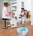 „Mami, spielst Du mit mir?“ Mit der Bügelmaschine wird der Wäscheberg zum Kinderspiel – und lässt Zeit für die wirklich wichtigen Dinge im Leben