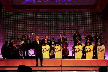Für beste Unterhaltung sorgte unter anderem Tom Gaebel mit seiner elfköpfigen Big-Band