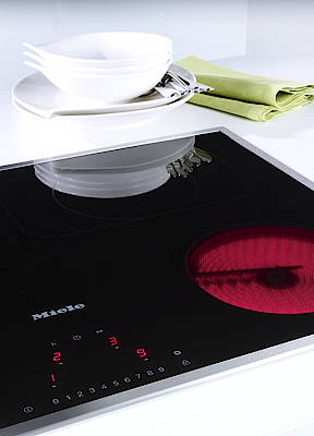 Nur sehen, was nötig, die Miele-Kochfelder (Fotos: Miele)