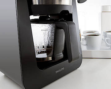 Die stylischen kompakten Modelle aus der Philips Avance Collection überzeugen durch ihr kompaktes Design und das intuitive Bedienkonzept
