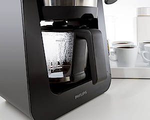 Die stylischen kompakten Modelle aus der Philips Avance Collection überzeugen durch ihr kompaktes Design und das intuitive Bedienkonzept