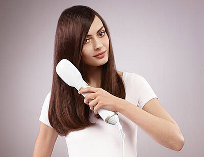 Perfektes Haarstyling ermöglichen die neuen Essential Care Haarexperten, die Philips im September auf den Markt bringt