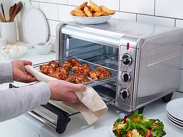 Die Neuheit von Russell Hobbs punktet insbesondere durch seine Vielseitigkeit