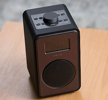 Wecken ohne Rauschen verspricht der Peaq Radiowecker mit DAB+ Empfang