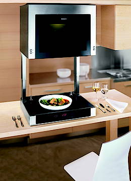 Gebratenes und gebackenes wird direkt auf der Arbeitsplatte serviert<br>(Fotos: Bosch)