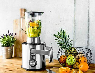 Der Gastroback Design Multi Juicer Digital vereinigt vier in ihm enthaltenen Küchengeräte