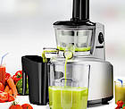 Der Slow Juicer von Unold presst Vitamin schonend und ergiebig köstliche Säfte am laufenden Band