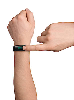 Der Activity Tracker ViFit Touch von Medisana ist mit einem zeitgemäßem Touch Display ausgestattet