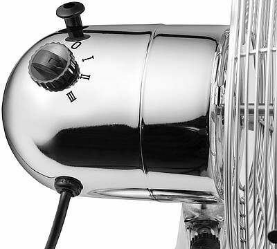 Die Tischventilatoren Chrome und Silverline von Unold sorgen schnell für eine frische Brise