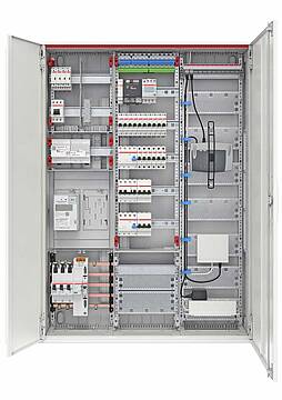 Kommandozentrale mit Reserve: Ein gut geplanter Zählerschrank bietet Platz für Wärmepumpe, Energiemanagement und Ladetechnik (© ABB)