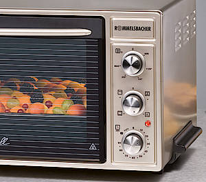 Der Back & Grill Ofen BG 1650 von Rommelsbacher überzeugt mit seinen vielseitigen Nutzungsmöglichkeiten und der hervorragenden Verarbeitung