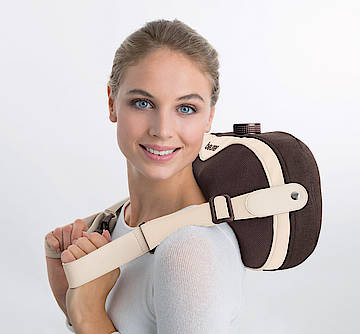 Das Beurer Shiatsu-Massagekissen MG 520 To Go ist ausgesprochen vielseitig und umfasst die Anwendungsbereiche Schultern, Nacken, Rücken und Beine