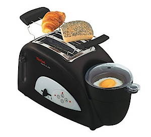 Toaster mit integriertem Eierkocher liefert das komplette Frühstück (Fotos: Tefal)