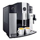 Die Impressa C5 ist in schwarz oder platin erhältlich