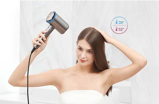 Dank innovativer Sensortechnologie soll sich der Moda One an die Haar- und Stylingbedürfnisse jeder Person anpassen