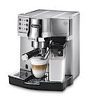 Espressomaschine mit klassischem Siebträger (Fotos: De Longhi)