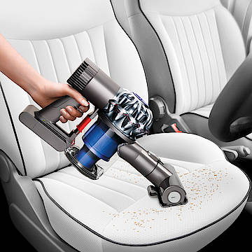 Die neuen Dyson v6: Klein, leicht, mit viel Power und ohne lästiges Kabel. Außerdem schnell zum Handstaubsauger verwandelt.