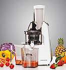 Der Rommelsbacher Slow Juicer ES 240 presst Obst und Gemüse schonend dank langsam drehender Entsafter-Schnecke aus kohlefaserverstärktem Kunststoff