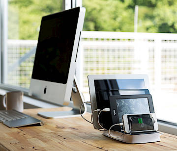 PowerDock 5 von Griffin ist die praktische Lade- und Aufbewahrungsstation für Smartphones und Tablets