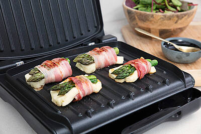 Der Präzisions-Fitnessgrill von George Foreman ist für Gegrilltes auf dem Punkt mit einem Temperatursensor ausgestattet