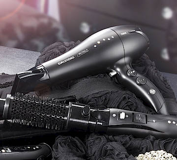 Glänzender Auftritt: Grundig Hair Styling Collection, verziert mit Swarovski-Kristallen