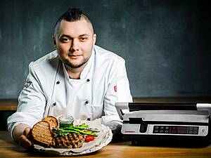 Zuschauen, mitmachen, mitreden - und am Ende weiß man, wie leckere Steaks gelingen...
