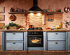 Mit Details im charmanten Antik-Look präsentiert sich die neue Küchenlinie Gorenje Classico Collection