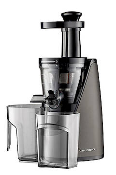 Dank eines geschmacksneutralen Edelstahleinsatzes verarbeitet der Grundig Slow Juicer SJ 8640 auch gefrorene Früchte