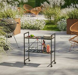 HAILO Quickboard: Wenn es bei der Gartenparty an Arbeits- oder Abstellfläche fehlt, ist das HAILO Quickboard eine prima Lösung