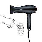 Der Beurer Haartrockner HC 60 ist mit einem Touchsensor am Handgriff ausgestattet: Bei Berührung schaltet sich der Haartrockner automatisch aus