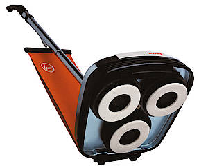 Der Hoover F 38 PQ reinigt, bohnert und poliert Parkett und alle anderen glatten Böden