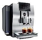 Inklusive Bluetooth-Sender Smart Connect: ermöglicht in Verbindung mit der kostenlosen Jura-App die Bedienung mit dem Smartphone oder Tablet