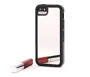 Noch schnell den Lippenstift auftragen? Mit der Griffin Schutzhülle Mirror für Smartphones ist der Taschenspiegel immer dabei