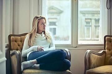 Durch Lüftungssysteme mit Wärmerückgewinnung muss im Winter deutlich weniger geheizt werden - Heizkosten lassen sie so um ca. 30 Prozent reduzieren