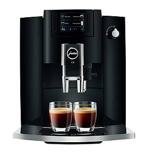 Der Kaffee-Vollautomat Jura E6 ist ein mehrfach ausgezeichneter Klassiker mit umfassender und hochwertiger Ausstattung