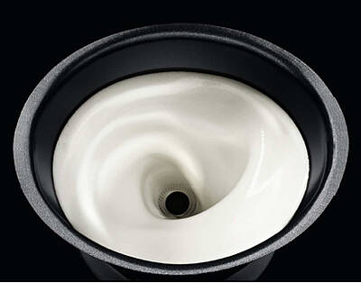 Der Jura Milchschäumer setzt auch kalten Kaffeespezialitäten oder Desserts ein feines Schaumhäubchen auf