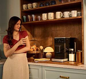 Bei dem KF4 vierundzwanzig voreingestellte Rezepte zur Verfügung, die ganz einfach per Tastendruck zubereitet werden können