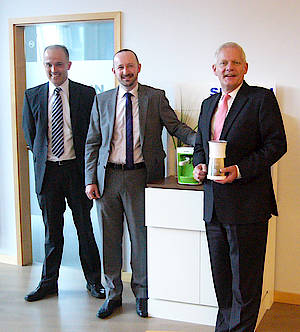 Leiten die Geschicke des Traditionsunternehmens (von rechts nach links:) Severin Geschäftsführer Rudolf Schulte, Produktmarketingleiter Sascha Steinberg und Sebastian Plothe, Leiter Kommunikation und PR