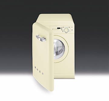 Die LBE16 ist in Creme, Pastellblau und Cadillac-Pink erhältlich<br>(Fotos: Smeg)