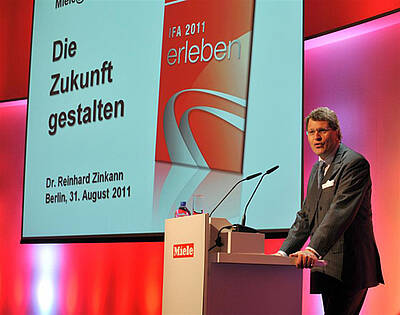 Miele-Chef Reinhard Zinkann bei der Pressekonferenz am 31.08.2011 zur IFA. (Fotos: Miele)