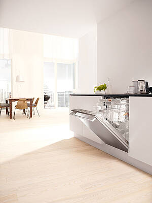 Nur 17 Minuten braucht die Profi-Line-Spülmaschine. (Fotos: Miele)