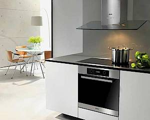 Kann beides: Umluft- und Abluft - die Miele-Dunstabzugshaube (Fotos: Miele)