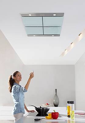 Das Deckengebläse DA 2900 ist für unterschiedliche Raumhöhen geeignet. (Fotos: Miele)