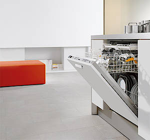Erfühlt mit seinen Sensoren, ob alles optimal läuft (Fotos: Miele)