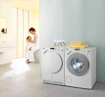 Waschmaschine und Wäschetrockner haben eine 24-Stunden-Startvorwahl (Fotos: Miele)