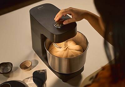 Der neue Ooni Halo Core – ein kompakter Spiralmixer (Bild: Hersteller)