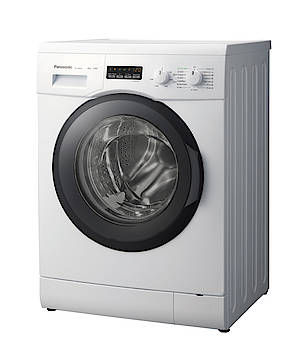Sparsame Waschmaschine der VB3-Reihe mit großer Öffnung zur Front. (Fotos: Panasonic)