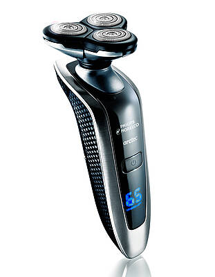 Der Elektrorasierer Arcitec RQ1095 von Philips